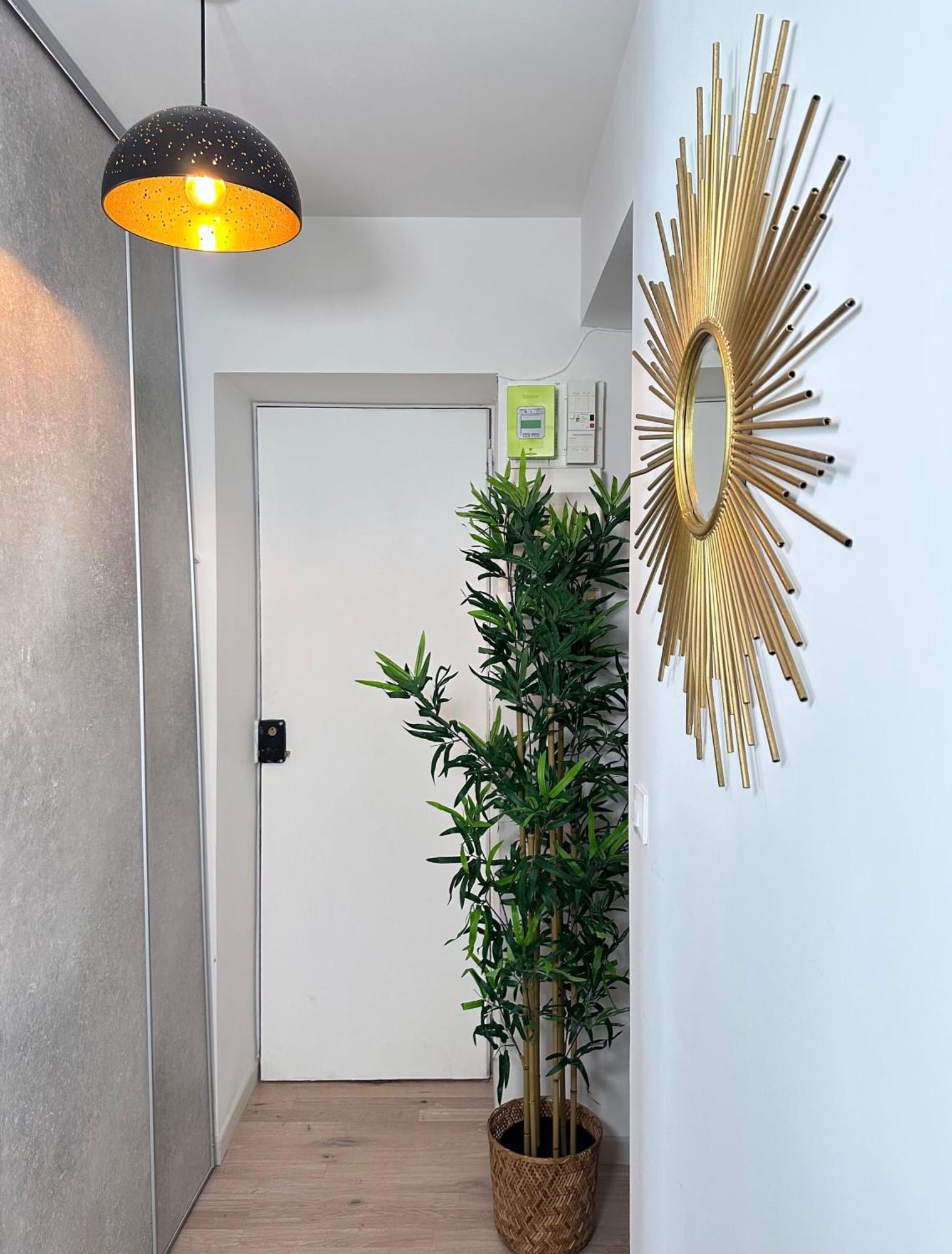 Welcoming Studio Near Eiffel Tower باريس المظهر الخارجي الصورة